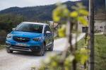 Opel Crossland X Turbo 2017 года